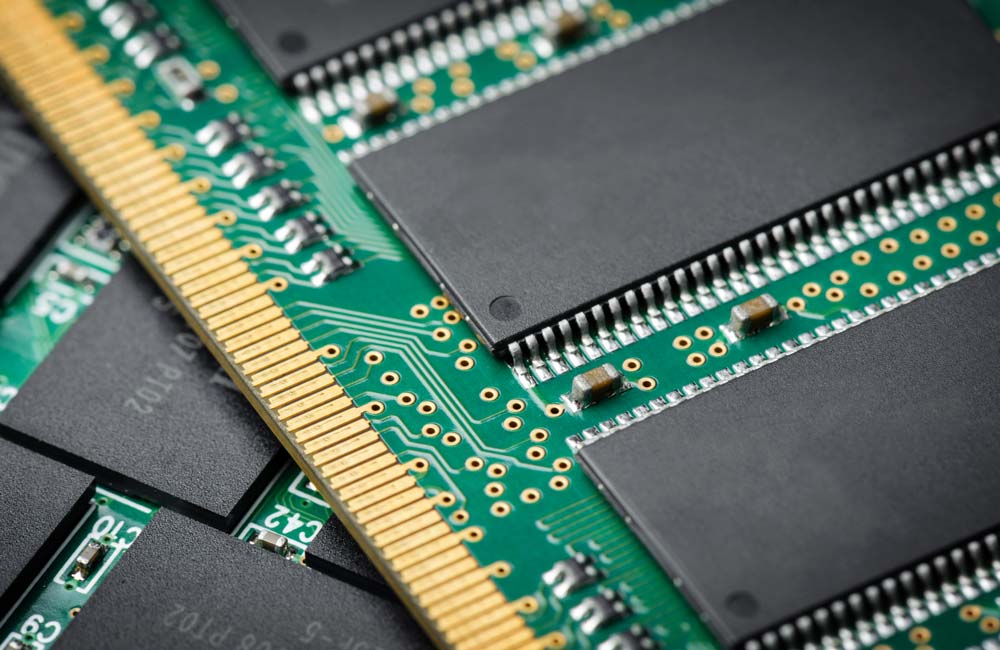 ¿Cuál es la Diferencia entre Memoria RAM Estática y Memoria RAM Dinámica?